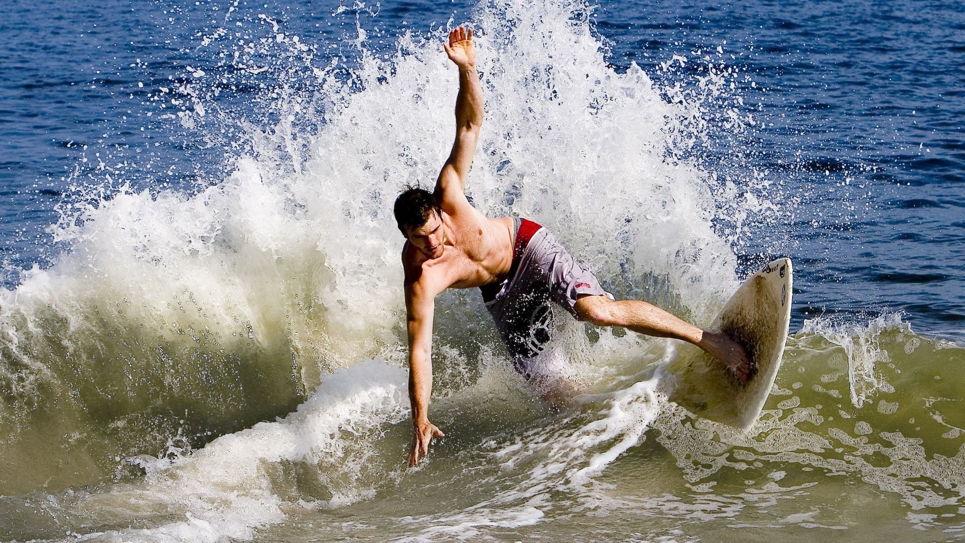 【冠军故事】他们如何通过坚持训练夺得世界冠军？，世界冠军训练视频